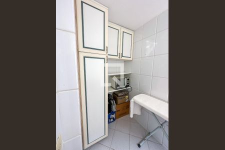 Apartamento à venda com 85m², 3 quartos e 1 vaga Apartamento à venda com 85m², 3 quartos e 1 vagaQuarto de Serviço