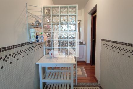 Casa à venda com 605m², 7 quartos e 6 vagasBanheiro - Americano