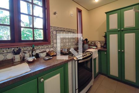 Casa à venda com 605m², 7 quartos e 6 vagasCozinha