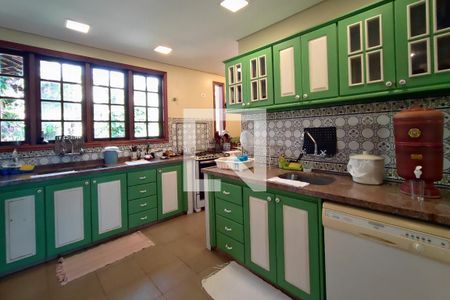 Casa à venda com 605m², 7 quartos e 6 vagasCozinha