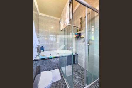 Casa à venda com 405m², 4 quartos e 2 vagasSuíte 1