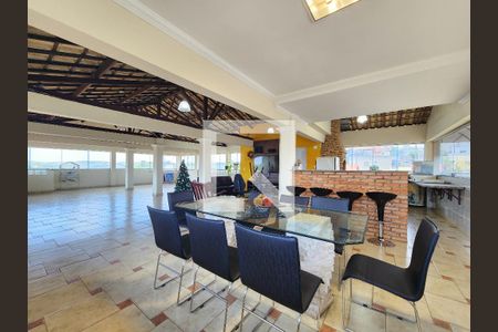 Casa à venda com 405m², 4 quartos e 2 vagasTerraço