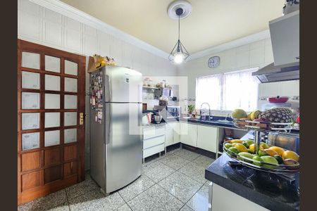 Casa à venda com 405m², 4 quartos e 2 vagasCozinha principal
