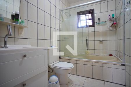 Casa de condomínio à venda com 195m², 3 quartos e 3 vagasBanheiro da Suíte