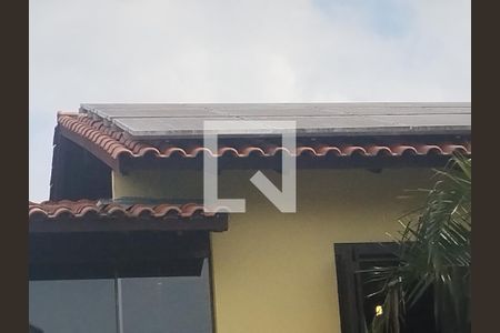 Casa de condomínio à venda com 195m², 3 quartos e 3 vagas Casa de condomínio à venda com 195m², 3 quartos e 3 vagasPlaca Solar