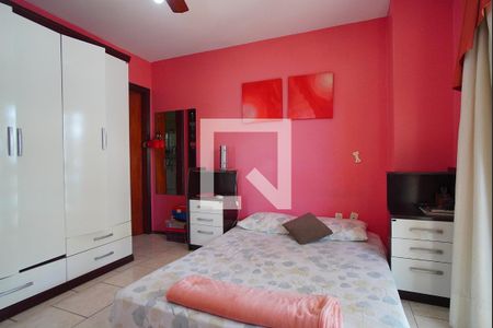 Casa de condomínio à venda com 195m², 3 quartos e 3 vagasSuíte