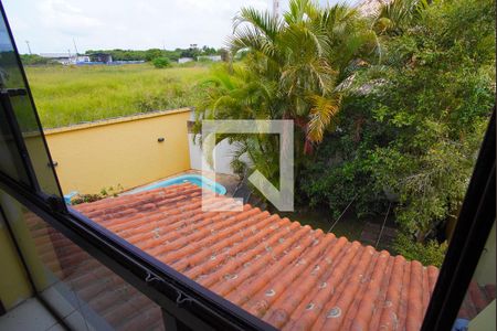 Casa de condomínio à venda com 195m², 3 quartos e 3 vagasVaranda - Vista