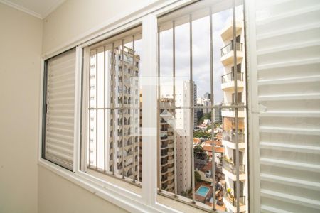 Apartamento à venda com 200m², 4 quartos e 2 vagas Apartamento à venda com 200m², 4 quartos e 2 vagasQuarto 3