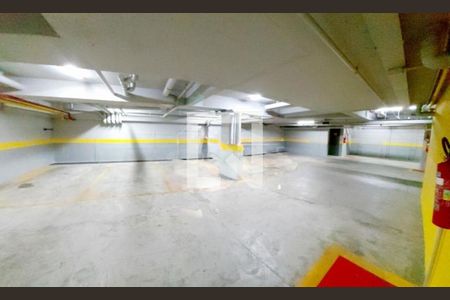 Apartamento à venda com 85m², 2 quartos e 2 vagas