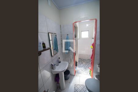 Casa para alugar com 200m², 4 quartos e 2 vagas Casa para alugar com 200m², 4 quartos e 2 vagasBanheiro 1
