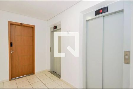Apartamento à venda com 47m², 2 quartos e 1 vaga Apartamento à venda com 47m², 2 quartos e 1 vagaHall de entrada