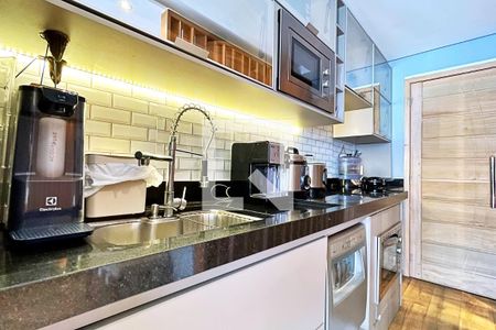 Apartamento à venda com 47m², 2 quartos e 1 vaga Apartamento à venda com 47m², 2 quartos e 1 vagaCozinha