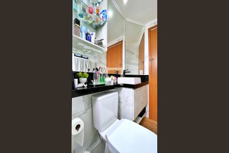 Apartamento à venda com 47m², 2 quartos e 1 vaga Apartamento à venda com 47m², 2 quartos e 1 vagaBanheiro