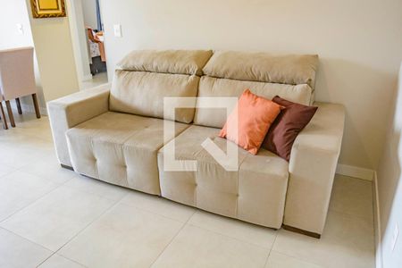 Sala de apartamento para alugar com 2 quartos, 72m² em Saco dos Limões, Florianópolis