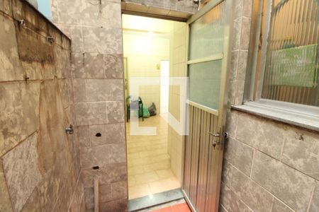 Apartamento para alugar com 73m², 2 quartos e sem vagaÁrea de Serviço