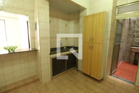 Apartamento para alugar com 73m², 2 quartos e sem vagaCozinha