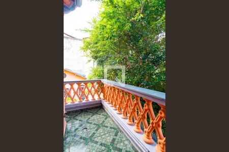 Casa à venda com 190m², 2 quartos e 2 vagas Casa à venda com 190m², 2 quartos e 2 vagasSacada da Suite