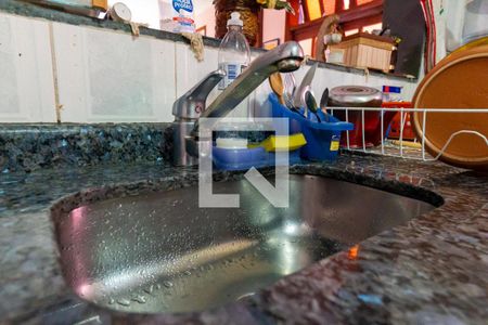 Casa à venda com 190m², 2 quartos e 2 vagas Casa à venda com 190m², 2 quartos e 2 vagasCozinha Detalhe