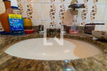 Casa à venda com 190m², 2 quartos e 2 vagas Casa à venda com 190m², 2 quartos e 2 vagasBanheiro Social Detalhe