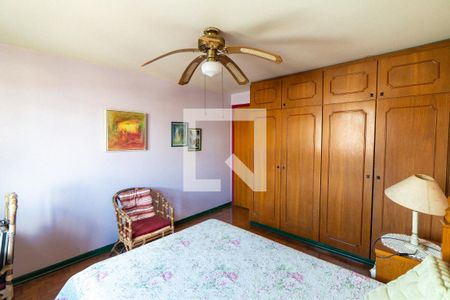 Casa à venda com 190m², 2 quartos e 2 vagas Casa à venda com 190m², 2 quartos e 2 vagasQuarto