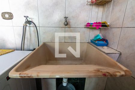 Casa à venda com 190m², 2 quartos e 2 vagas Casa à venda com 190m², 2 quartos e 2 vagasÁrea de Serviço Detalhe