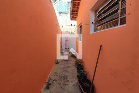 Casa à venda com 270m², 4 quartos e 4 vagasCorredor Quintal