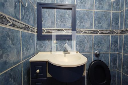 Casa à venda com 270m², 4 quartos e 4 vagasBanheiro Social