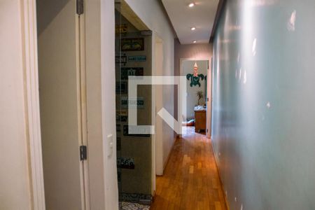 Casa à venda com 200m², 3 quartos e 1 vagaCorredor