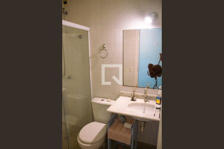 Casa à venda com 200m², 3 quartos e 1 vagaBanheiro