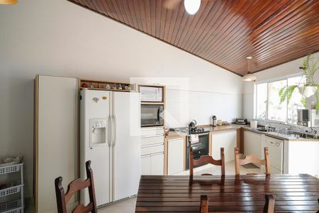 Casa à venda com 400m², 5 quartos e 6 vagasCozinha Edícula