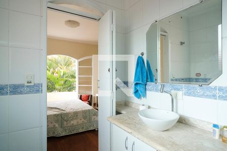 Casa à venda com 400m², 5 quartos e 6 vagasBanheiro Suíte 3