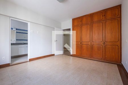Apartamento à venda com 198m², 4 quartos e 2 vagasSuíte 2