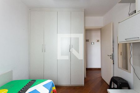 Apartamento à venda com 68m², 3 quartos e 2 vagasQuarto 2