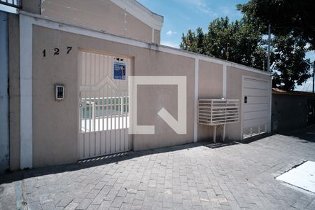 Casa de condomínio à venda com 121m², 2 quartos e 1 vaga Casa de condomínio à venda com 121m², 2 quartos e 1 vagaFachada