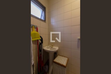 Apartamento à venda com 93m², 3 quartos e 2 vagas Apartamento à venda com 93m², 3 quartos e 2 vagasBanheiro de serviço