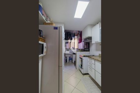 Apartamento à venda com 93m², 3 quartos e 2 vagas Apartamento à venda com 93m², 3 quartos e 2 vagasCozinha