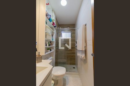 Apartamento à venda com 93m², 3 quartos e 2 vagas Apartamento à venda com 93m², 3 quartos e 2 vagasBanheiro da Suíte