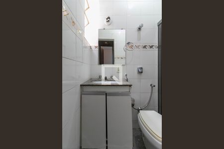Apartamento para alugar com 75m², 2 quartos e sem vaga Apartamento para alugar com 75m², 2 quartos e sem vagaBanheiro da Suíte