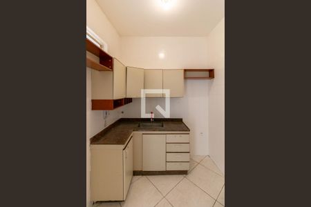 Apartamento para alugar com 75m², 2 quartos e sem vaga Apartamento para alugar com 75m², 2 quartos e sem vagaCozinha e Área de Serviço