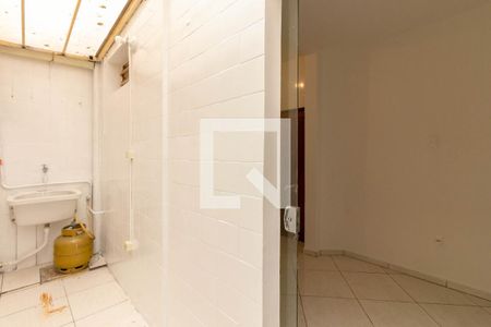 Apartamento para alugar com 75m², 2 quartos e sem vaga Apartamento para alugar com 75m², 2 quartos e sem vagaCozinha e Área de Serviço