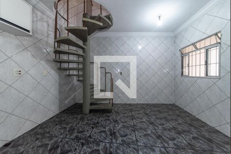 Casa à venda com 168m², 3 quartos e 2 vagas Casa à venda com 168m², 3 quartos e 2 vagasCozinha