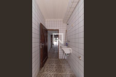 Casa à venda com 168m², 3 quartos e 2 vagas Casa à venda com 168m², 3 quartos e 2 vagasLavanderia