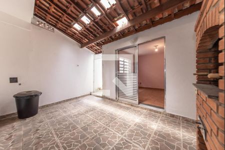 Casa à venda com 168m², 3 quartos e 2 vagas Casa à venda com 168m², 3 quartos e 2 vagasÁrea Gourmet