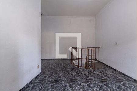 Casa à venda com 168m², 3 quartos e 2 vagas Casa à venda com 168m², 3 quartos e 2 vagasEscritório