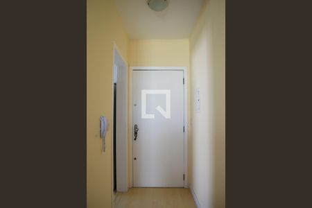 Apartamento à venda com 64m², 3 quartos e 1 vaga Apartamento à venda com 64m², 3 quartos e 1 vagaCorredor