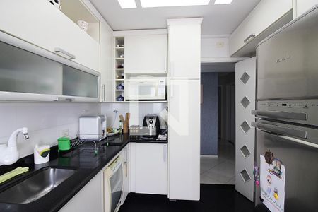Apartamento à venda com 96m², 3 quartos e 2 vagasCozinha