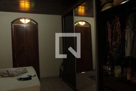 Casa à venda com 257m², 5 quartos e 5 vagasquarto 03