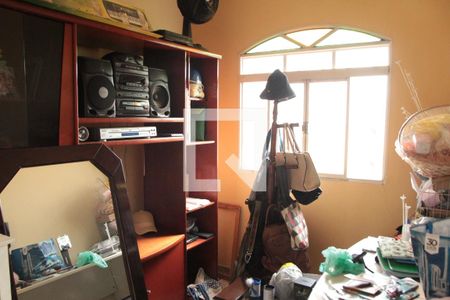 Casa à venda com 257m², 5 quartos e 5 vagasquarto 04