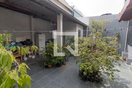 Casa à venda com 117m², 3 quartos e 2 vagas Casa à venda com 117m², 3 quartos e 2 vagasQuintal