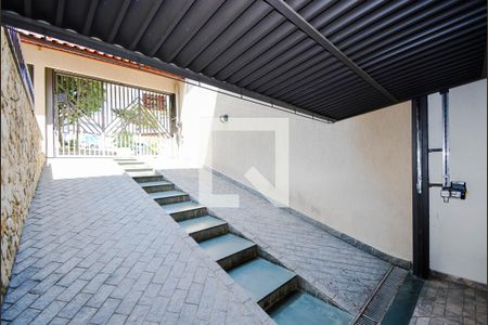 Casa à venda com 198m², 3 quartos e 5 vagas Casa à venda com 198m², 3 quartos e 5 vagasGaragem